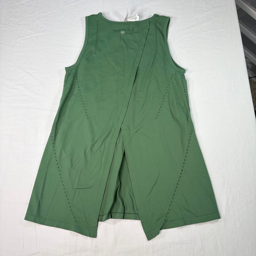 Athleta womens green Foothill tank top, pointelle details. Split back. Size XS - Picture 4 of 7